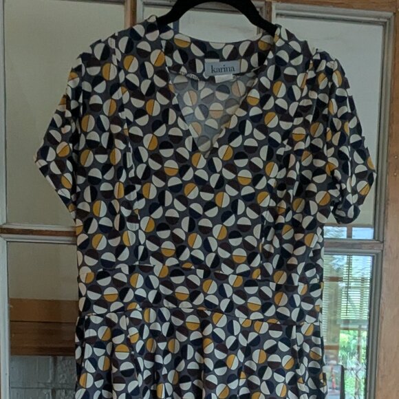 Karina Dress M/L - Picture 2 of 11